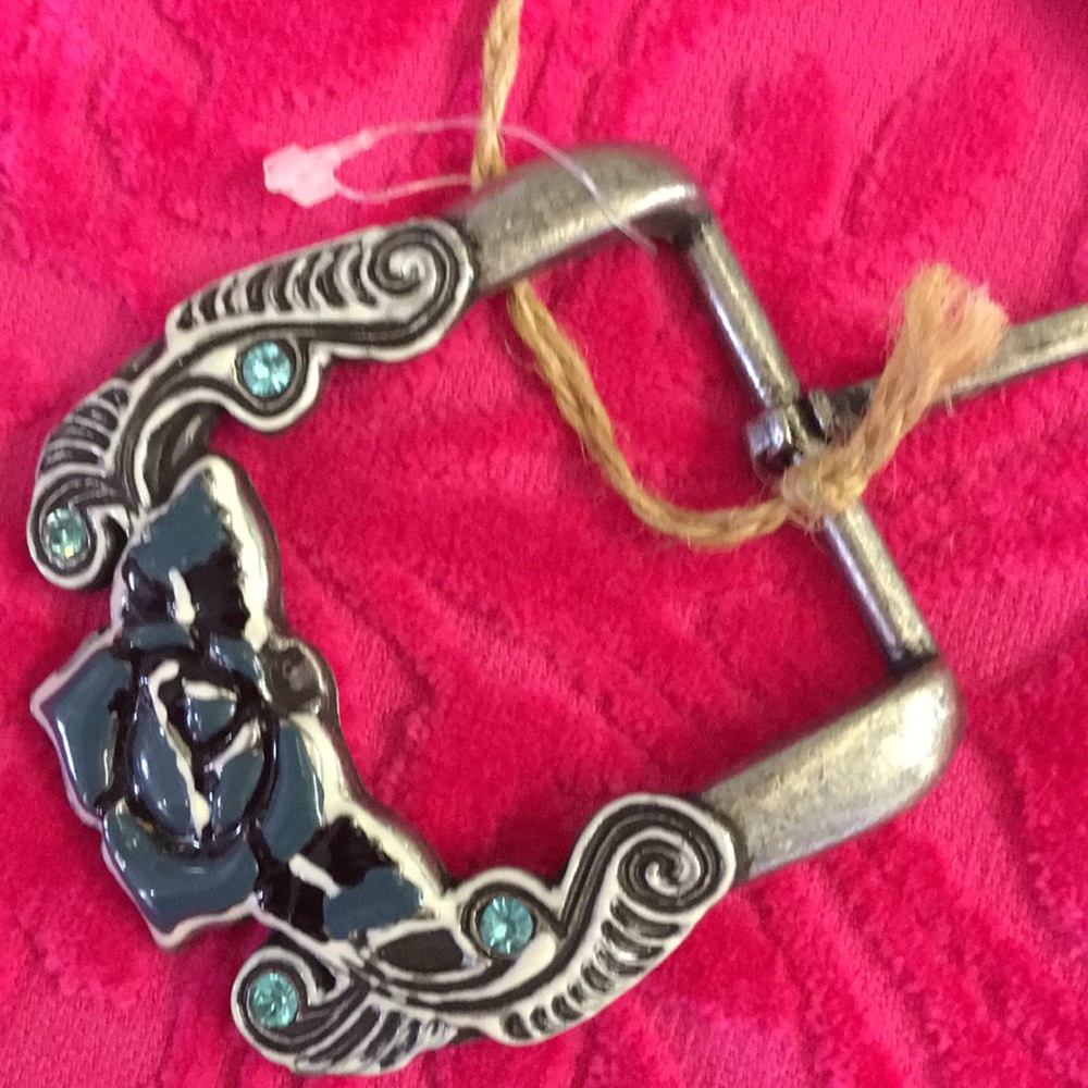 Nwt Ed Harding rhinestone blue rose Belt buckle
